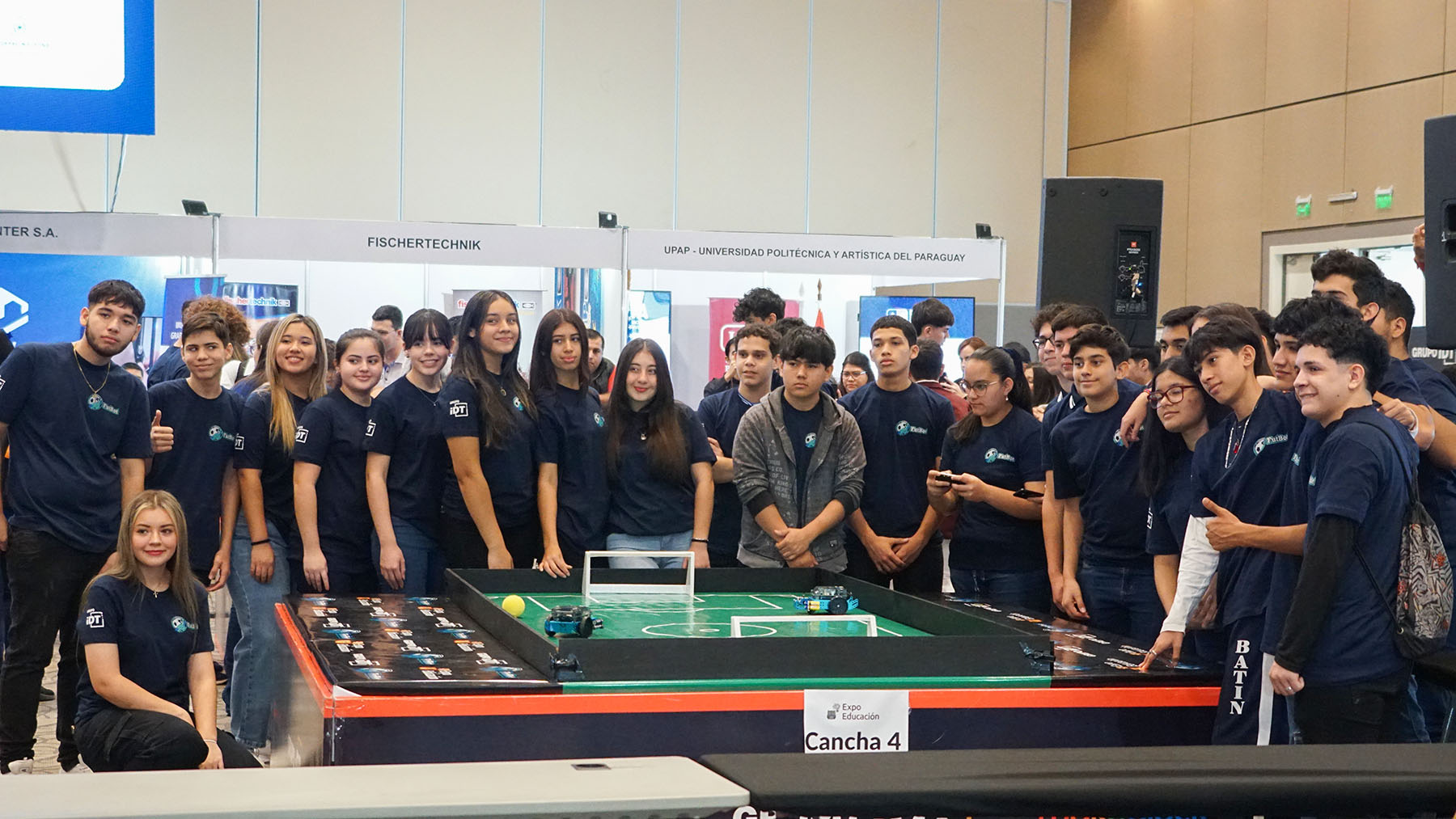 Futbot - Expo Educación - 3.JPG